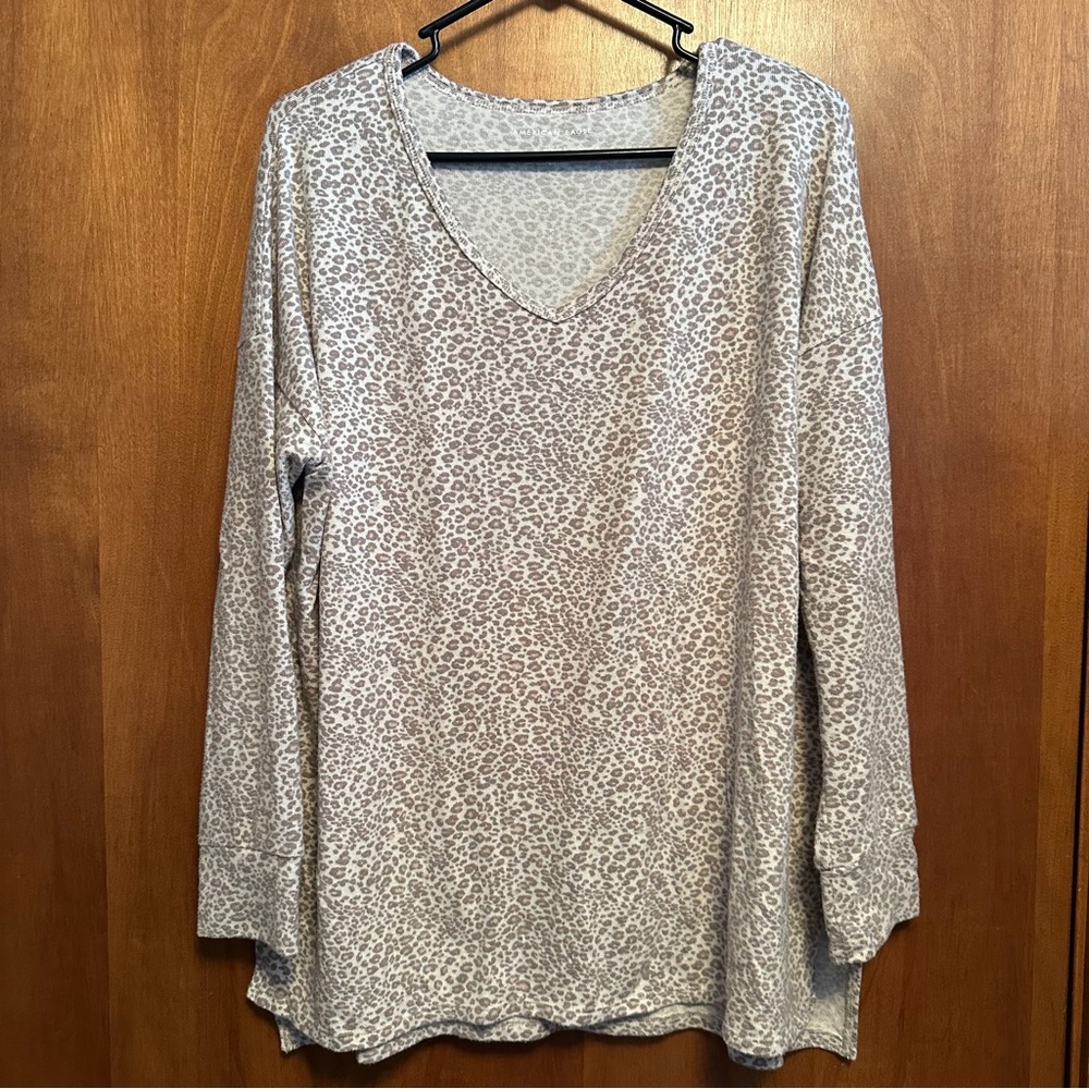 American Eagle Leopard Long Sleeve Top Medium